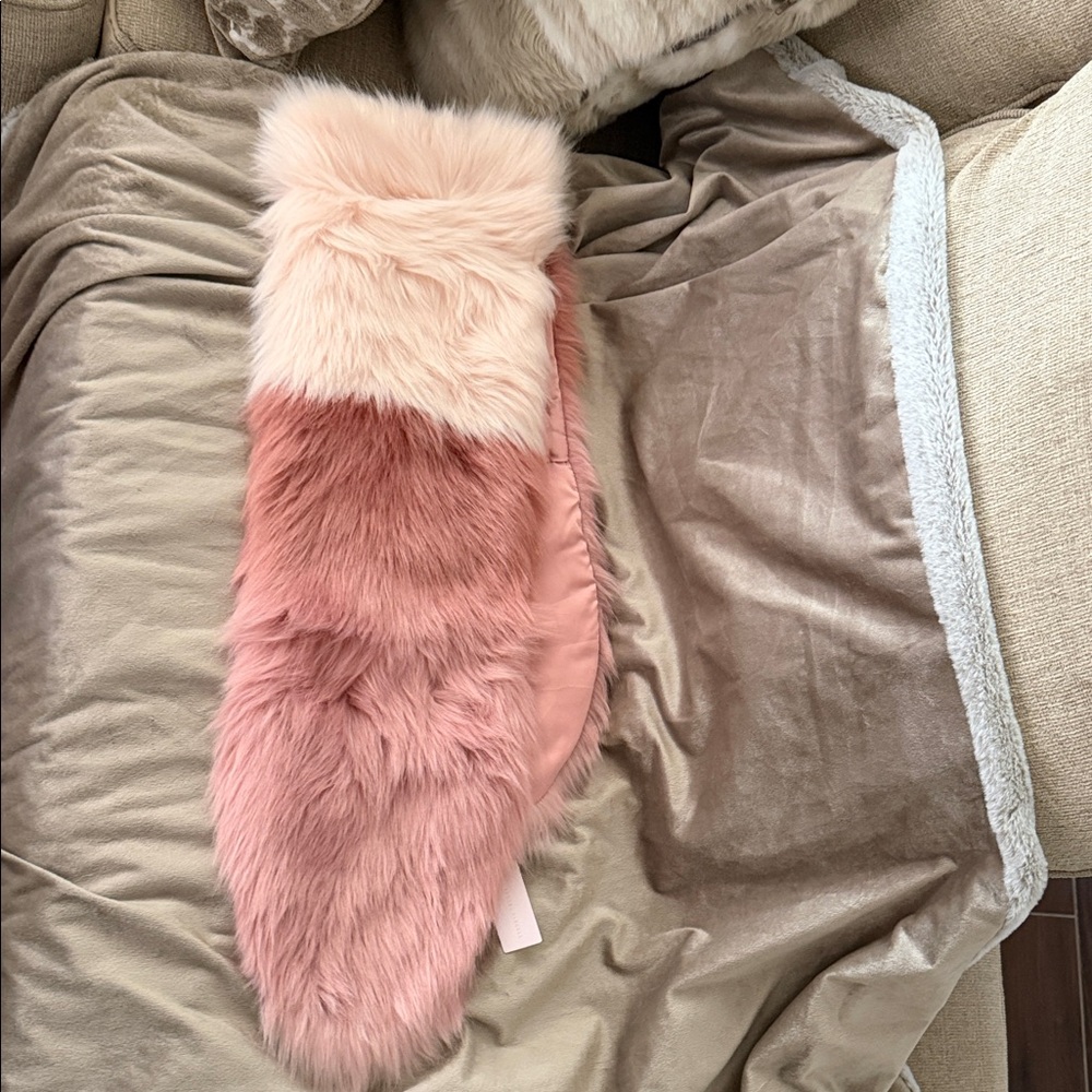 Rachel Parcell Pink Faux Fur Scarf